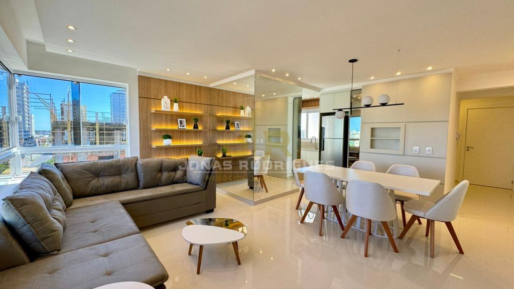 Apartamento 3 Dormitórios
